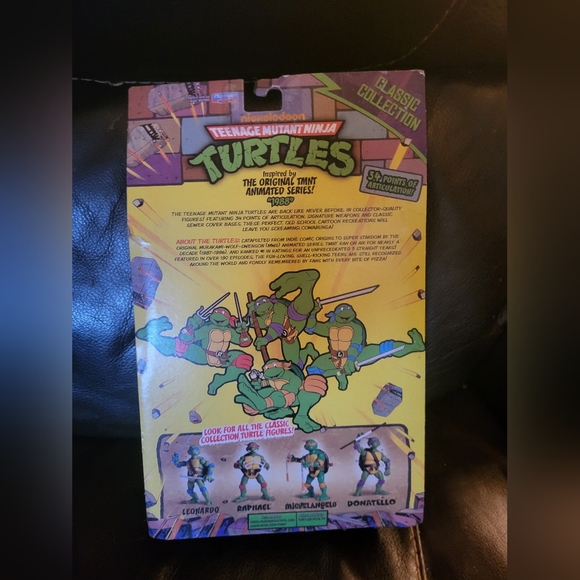Teenage Mutant Ninja Turtles 2012 Classic Collection Leonardo. New in Box. - Picture 4 of 5